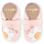 Krabbelschuhe in rosa mit Blume