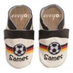 Krabbelschuhe mit Fussball und Deutschlandflagge