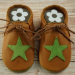 Moccs mit Schnürsenkel